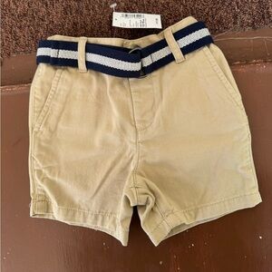 The Children’s Place khaki shorts. Boys 12-18 months. NWT